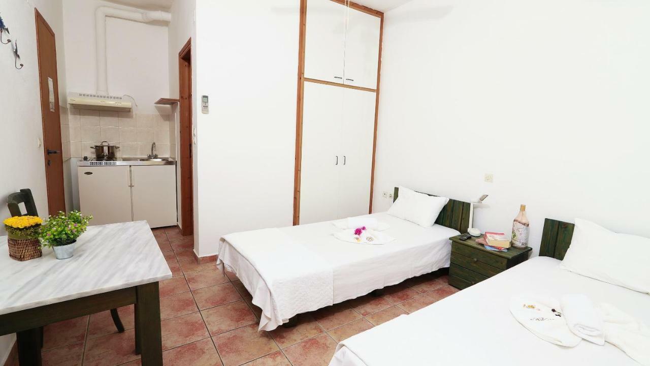 Ritsoni Studios Edipsos Dış mekan fotoğraf